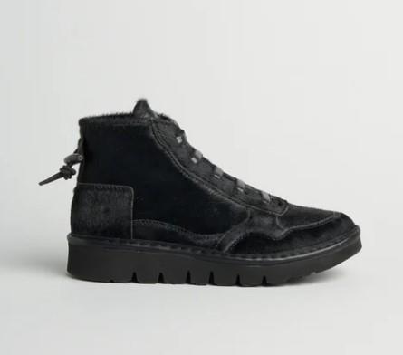 ZAPATO ABOTINADO MUJER P005 WAVE EN PIEL DE BECERRO FORRADO EN MICROFIBRA NEGRO