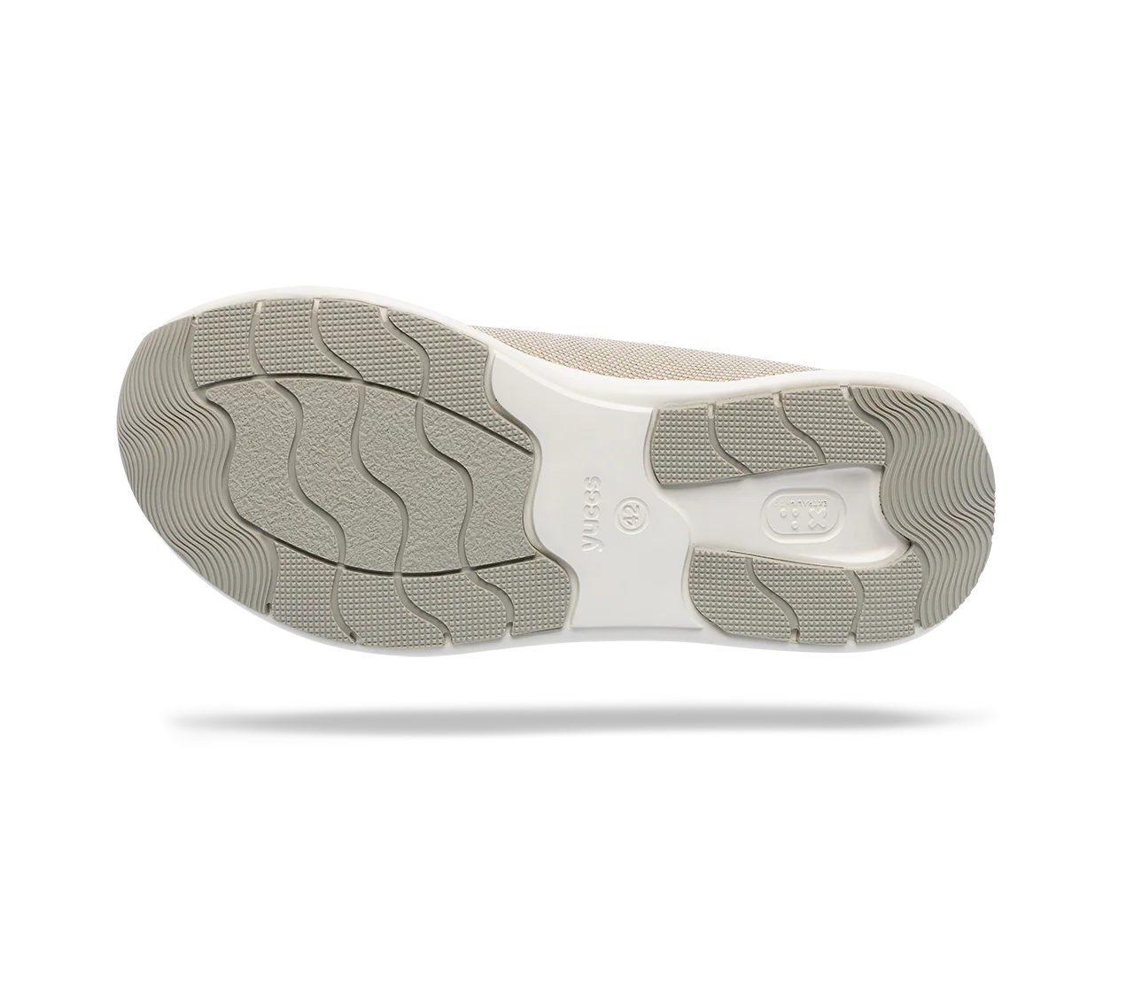 DEPORTIVA PARA HOMBRE YUCCS BAMBOO RUNNER BOUNCE MAN GRIS ARENA