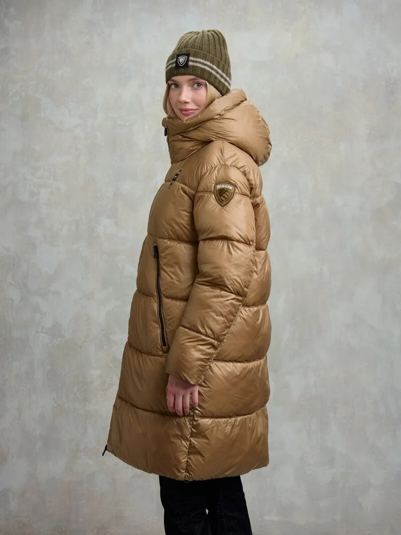 CHAQUETA BLAUER LARGA CONFORT ARMORY CASTAÑO