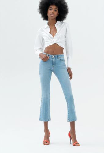 JEANS BELLA FLARE CROPPED MADE WITH A SOPHISTICATED STRETCH DENIM WITH A LIGHT WASHFP000V8030D40103-