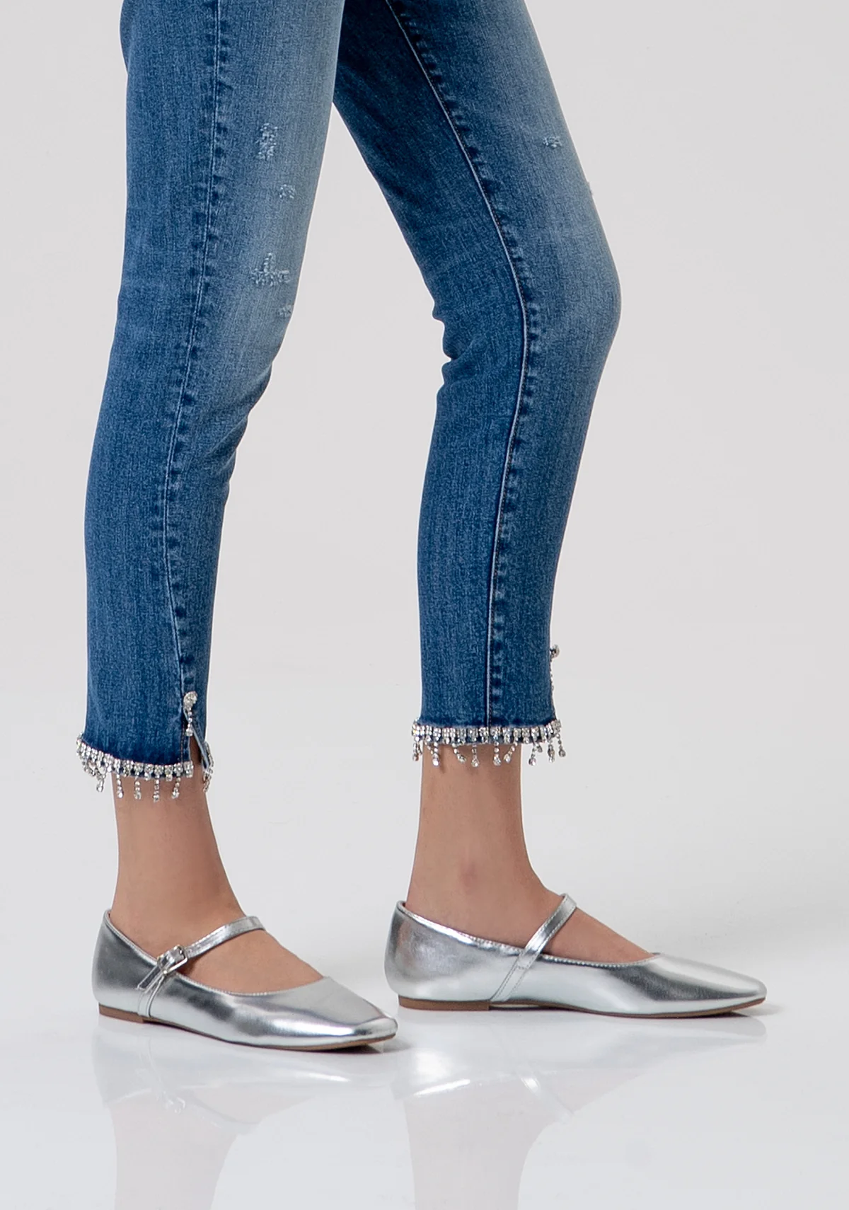  DENIM CROPPED EMBELLISHED BETTY PANT