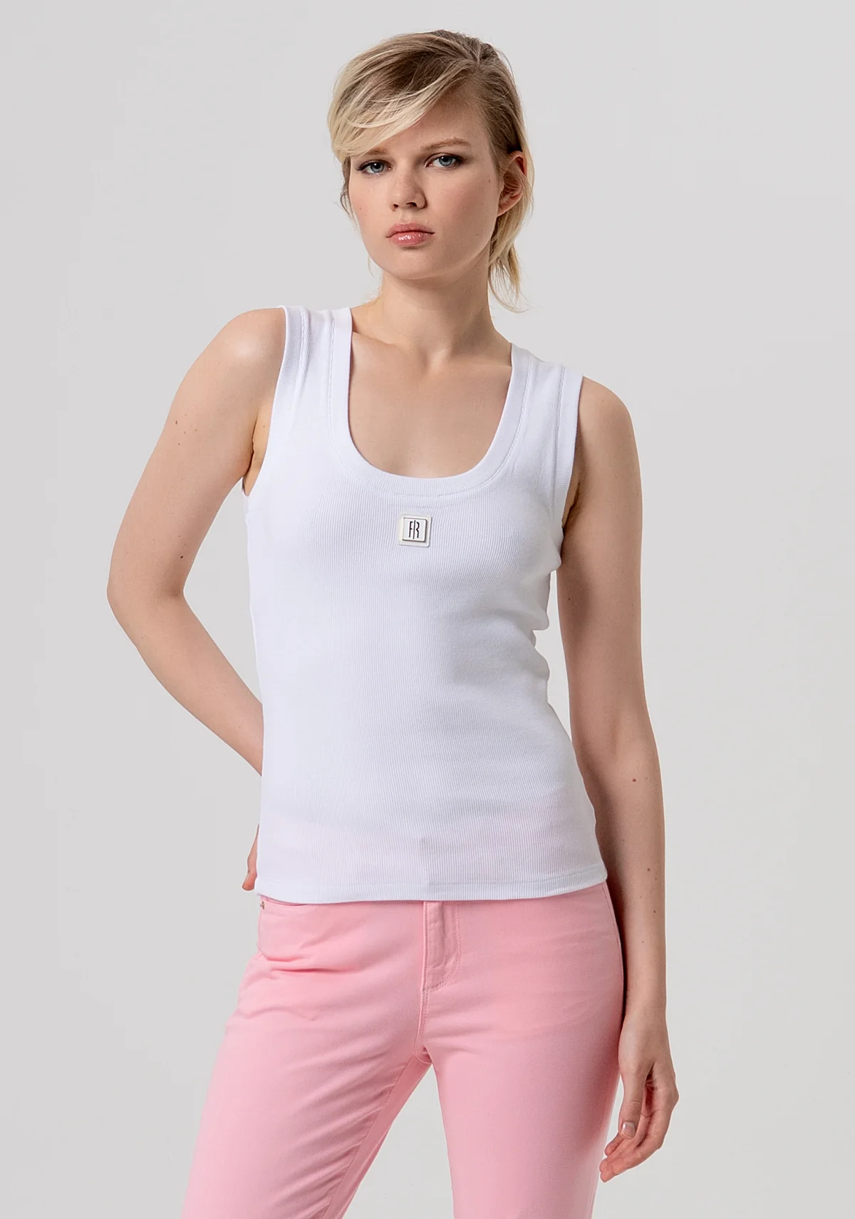  BASIC TANK TOP WHITE