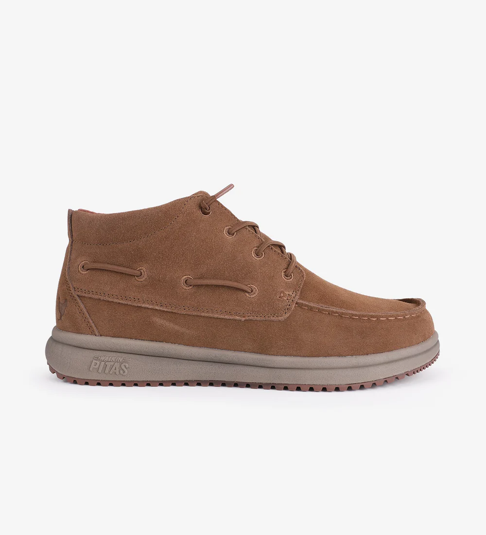 BOTA PARA HOMBRE WALK IN PITAS TIMOR SUEDE CAMEL