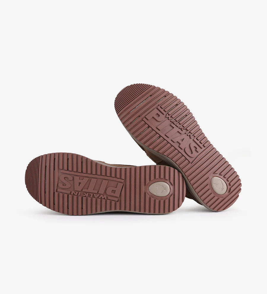 BOTA PARA HOMBRE WALK IN PITAS TIMOR SUEDE CAMEL