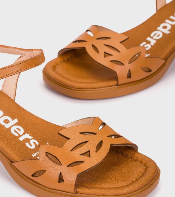 Sandalias WONDERS MOIA 01 CUERO
