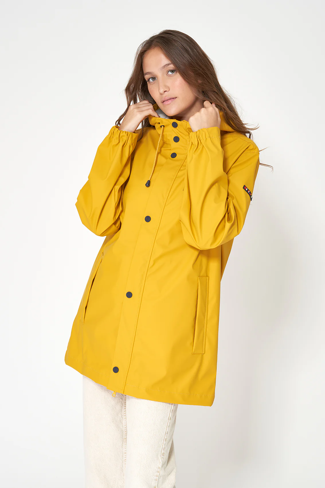Chubasquero ligero amplio 100% impermeable UNISEX YELLOW