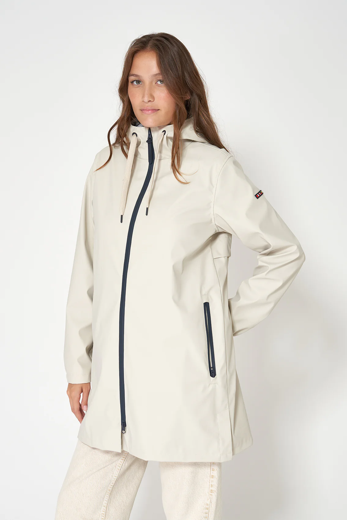 Chubasquero 100% impermeable con forro de rayas BEIG