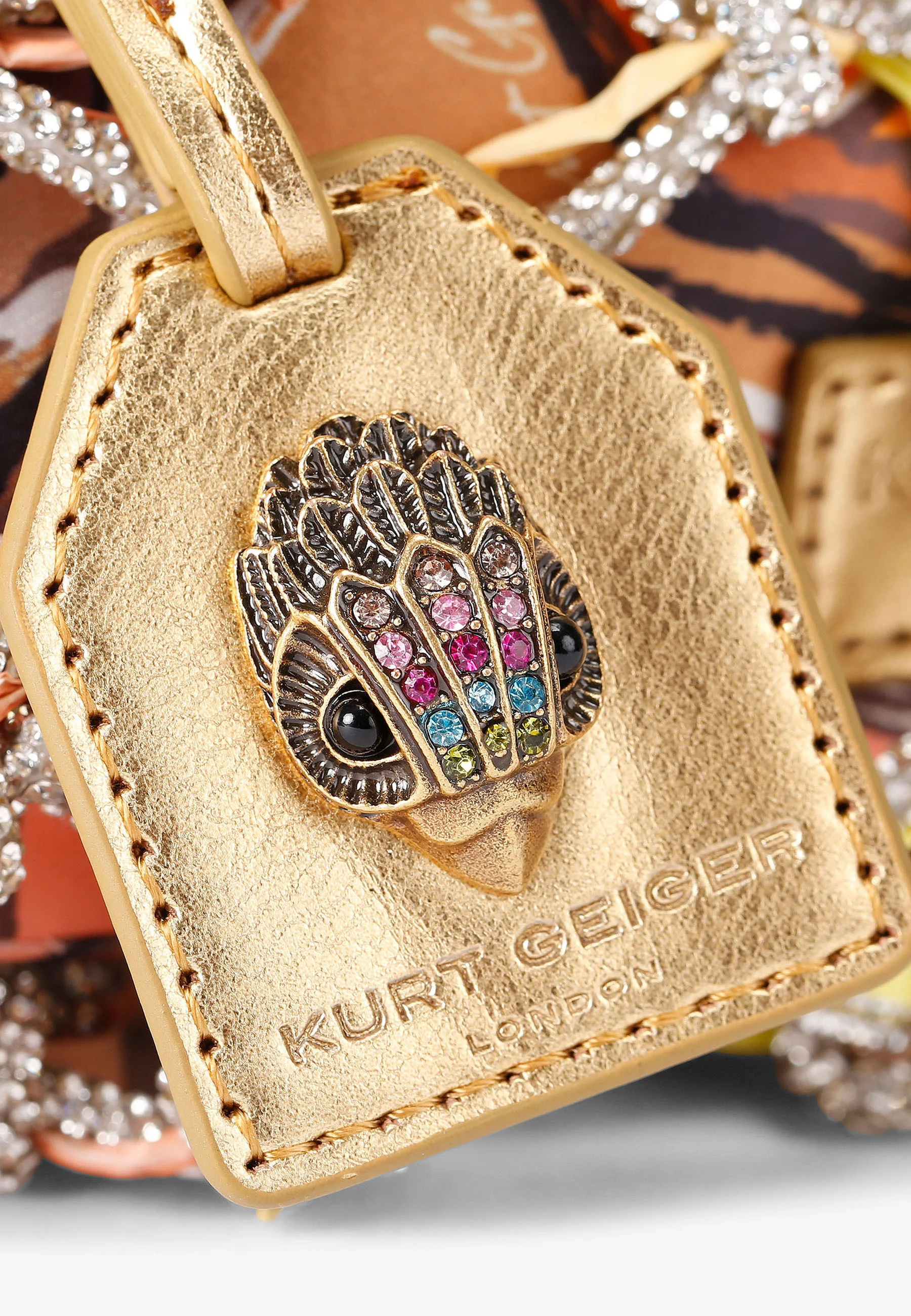  Bolso Pequeño de macramé cristal