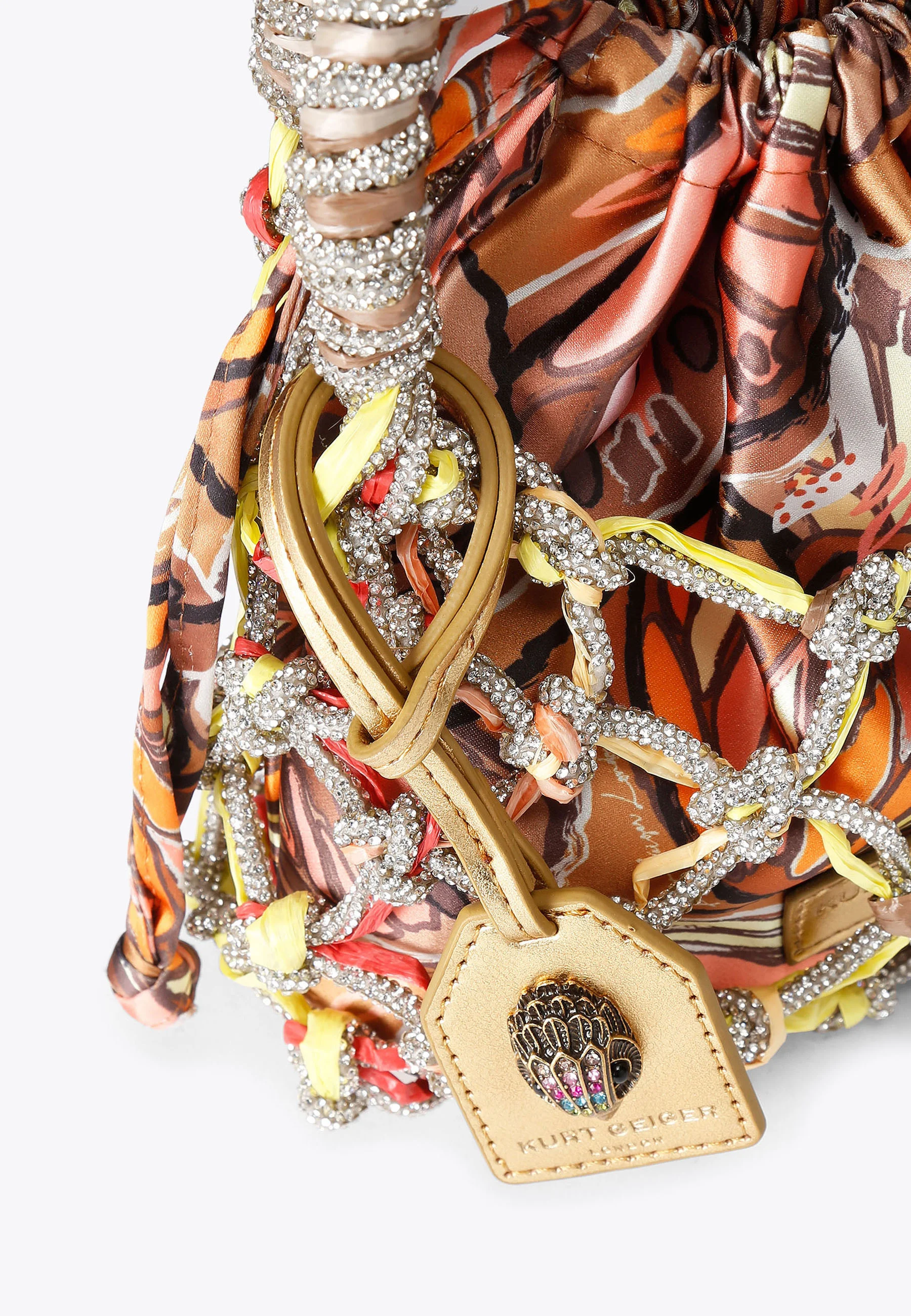  Bolso Pequeño de macramé cristal