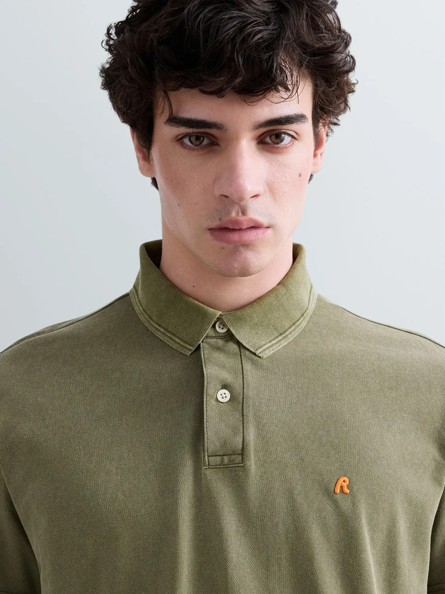 POLO DE PIQUÉ DE ALGODÓN CON BORDADO R