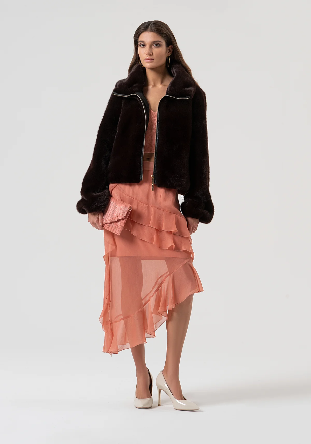 Chaqueta ajustada con cremallera central