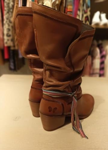 BOTA PARA MUJER FELMINI IN URACO 8472