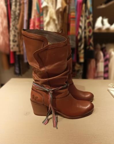 BOTA PARA MUJER FELMINI IN URACO 8472