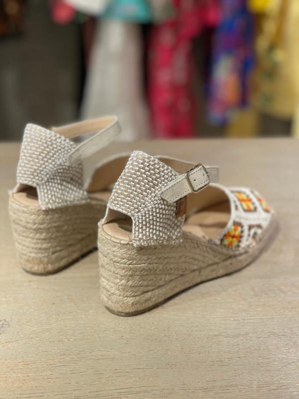 SANDALIA PARA MUJER VIDORRETA APRICOT 31F CROCHE MARIPOSA MATISSE 5C