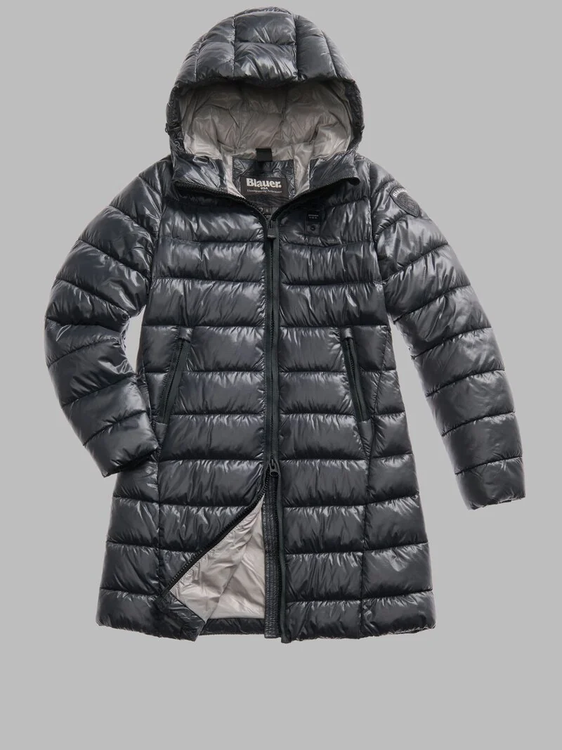 CHAQUETA LARGA CON MICRODESGARROS ADELAIDE BLACK